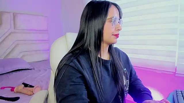 Snapshot of _adahara_queen chatting on 19, 9, 2025 adahara queen online show from 19, 9, 2025