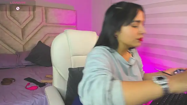 Snapshot of _adahara_queen chatting on 23, 9, 2025 adahara queen online show from 23, 9, 2025