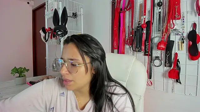 Snapshot of _adahara_queen chatting on 22, 11, 2025 adahara queen online show from 22, 11, 2025