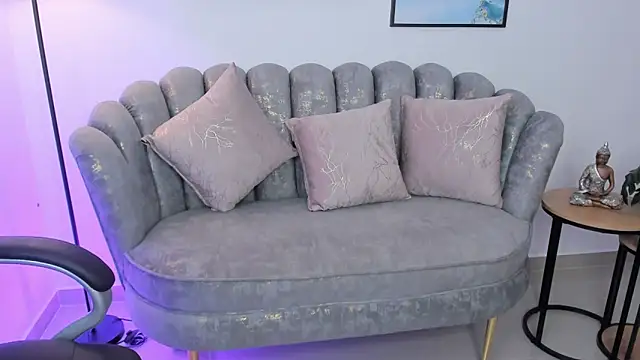 issi loren online show from 30, 10, 2025