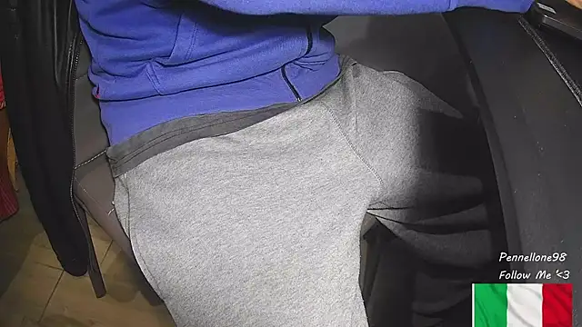 Snapshot of Pennellone98 chatting on 26, 11, 2025 Pennellone98 online show from 26, 11, 2025