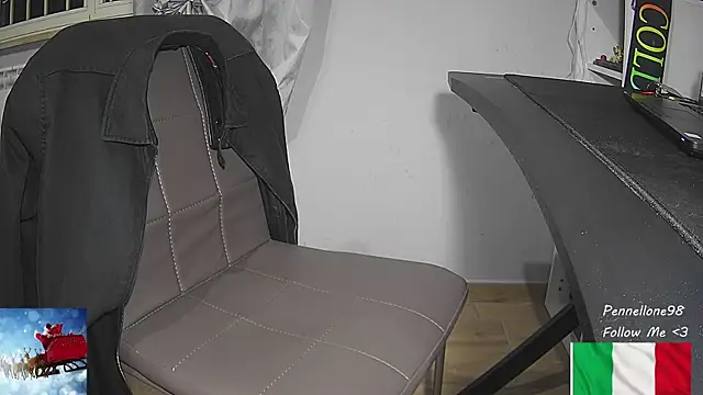 Snapshot of Pennellone98 chatting on 1, 12, 2025 Pennellone98 online show from 1, 12, 2025