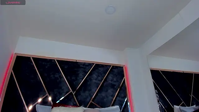 SusanaHenao online show from 29, 10, 2025