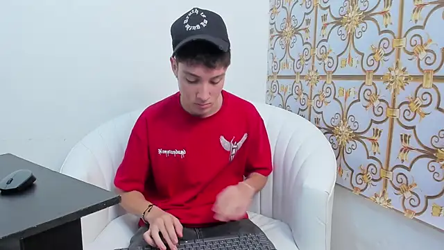 LittleDanny  online show from 16, 11, 2025