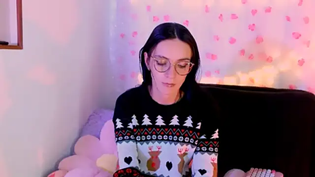 Snapshot of AuroraHans1 chatting on 22, 12, 2025 AuroraHans1 online show from 22, 12, 2025