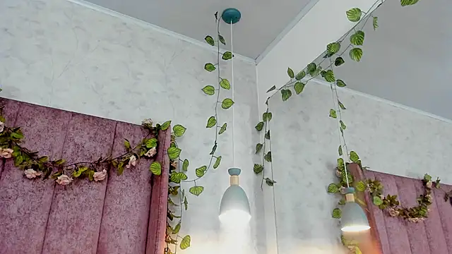 Snapshot of AnyaJay chatting on 15, 4, 2026 AnyaJay online show from 15, 4, 2026