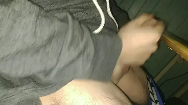 OutcastRen online show from 4, 12, 2025