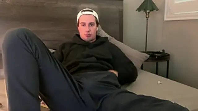 Snapshot of Matttsohot chatting on 10, 11, 2025 Matttsohot online show from 10, 11, 2025