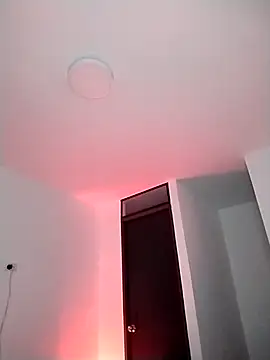  paulaaa online show from 6, 11, 2025