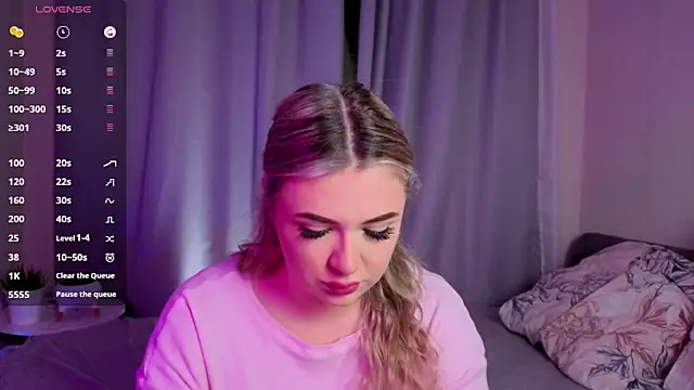 AliaBuerstatte online show from 10, 11, 2025