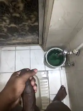 Snapshot of Leon_hot33 chatting on 26, 3, 2026 Leon hot33 online show from 26, 3, 2026