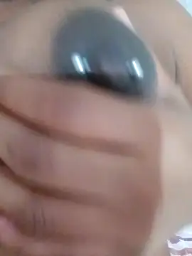 nessinha12 online show from 11, 11, 2025