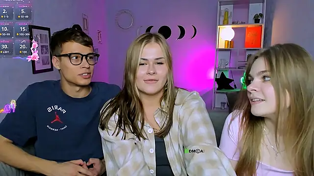 Snapshot of veronica_bubble chatting on 19, 9, 2025 veronica bubble online show from 19, 9, 2025