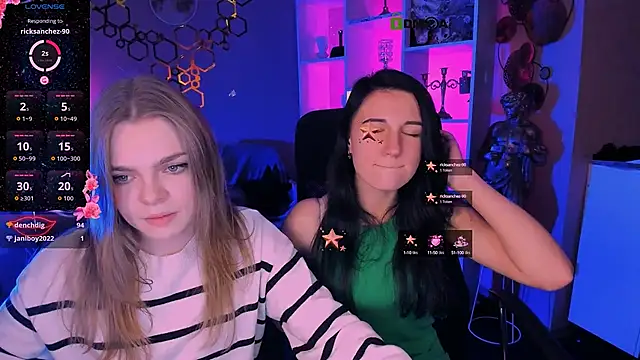 Snapshot of veronica_bubble chatting on 13, 10, 2025 veronica bubble online show from 13, 10, 2025