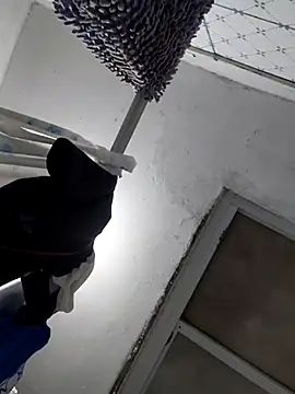 Snapshot of Exotic19cm chatting on 19, 10, 2025 Exotic19cm online show from 19, 10, 2025