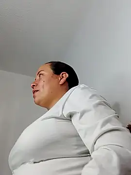 Snapshot of _honey12 chatting on 29, 10, 2025 honey12 online show from 29, 10, 2025