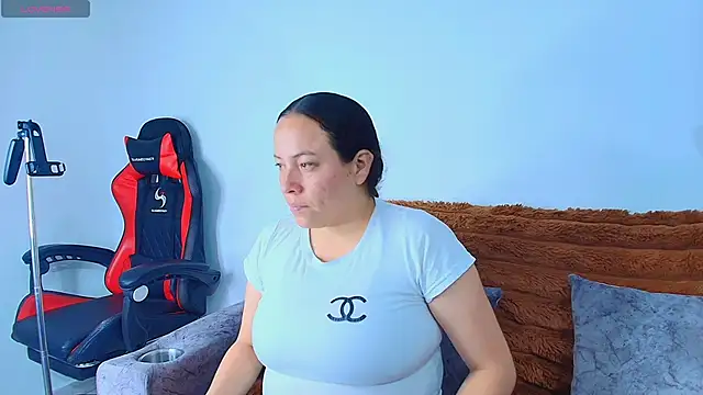 Snapshot of _honey12 chatting on 5, 11, 2025 honey12 online show from 5, 11, 2025