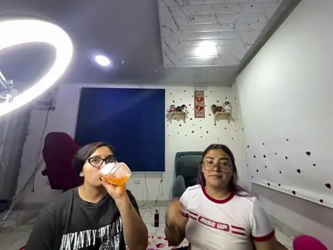 Lucyheart  online show from 8, 3, 2026