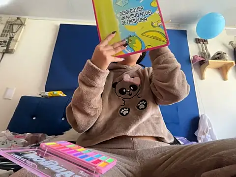 Snapshot of amanne_misa chatting on 2, 10, 2025 amanne misa online show from 2, 10, 2025