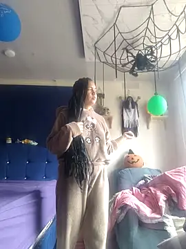 Snapshot of amanne_misa chatting on 3, 10, 2025 amanne misa online show from 3, 10, 2025