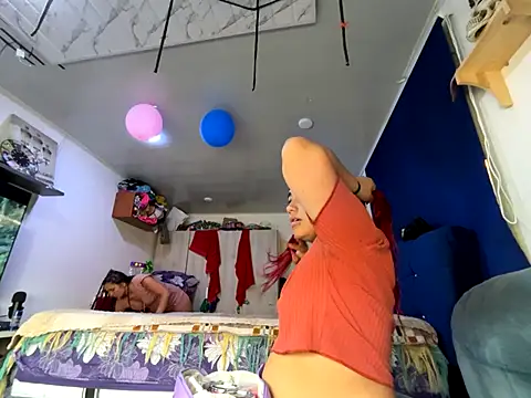 Snapshot of amanne_misa chatting on 6, 10, 2025 amanne misa online show from 6, 10, 2025