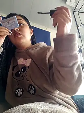 Snapshot of amanne_misa chatting on 11, 10, 2025 amanne misa online show from 11, 10, 2025