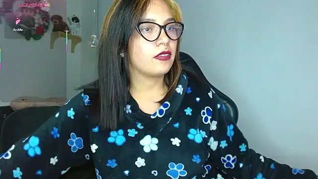 Snapshot of amanne_misa chatting on 4, 12, 2025 amanne misa online show from 4, 12, 2025