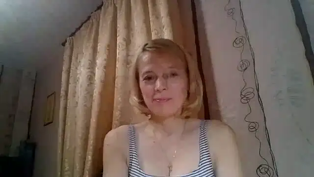 LiluXRose online show from 16, 10, 2025