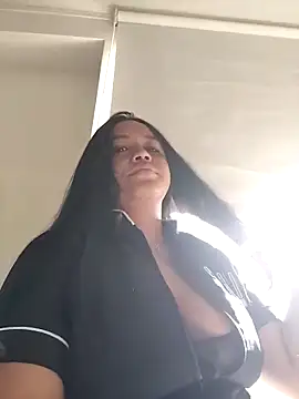 -Mia1 online show from 9, 9, 2025