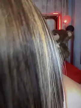 samanta-safiye online show from 10, 9, 2025