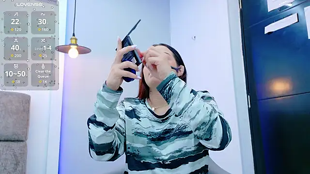 Snapshot of Ashley_Evans22 chatting on 13, 9, 2025 Ashley Evans22 online show from 13, 9, 2025