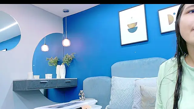 Snapshot of Ashley_Evans22 chatting on 18, 11, 2025 Ashley Evans22 online show from 18, 11, 2025