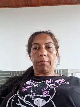 maleja23 online show from 15, 4, 2026