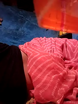 Snapshot of Radha8080 chatting on 20, 9, 2025 Radha8080 online show from 20, 9, 2025