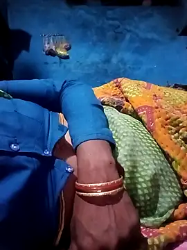 Snapshot of Radha8080 chatting on 5, 10, 2025 Radha8080 online show from 5, 10, 2025