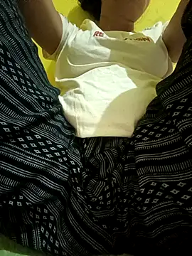 Snapshot of Anjal-123 chatting on 8, 9, 2025 Anjal-123 online show from 8, 9, 2025