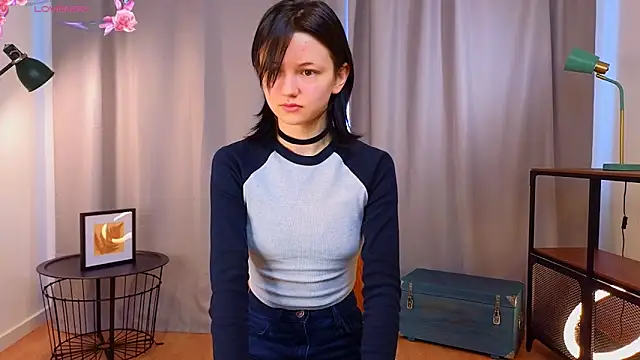 PamilaGrassle online show from 13, 9, 2025