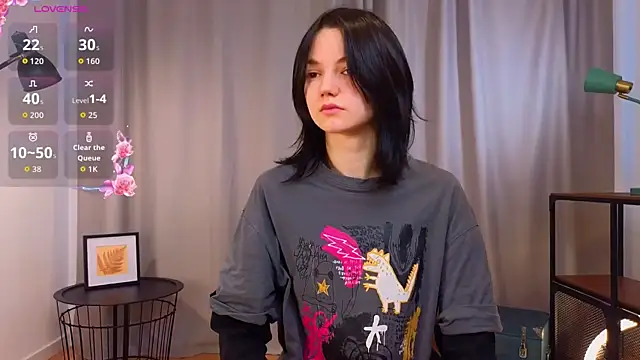 PamilaGrassle online show from 5, 10, 2025