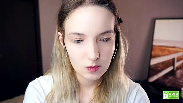 Snapshot of HongTomczak chatting on 26, 9, 2025 HongTomczak online show from 26, 9, 2025