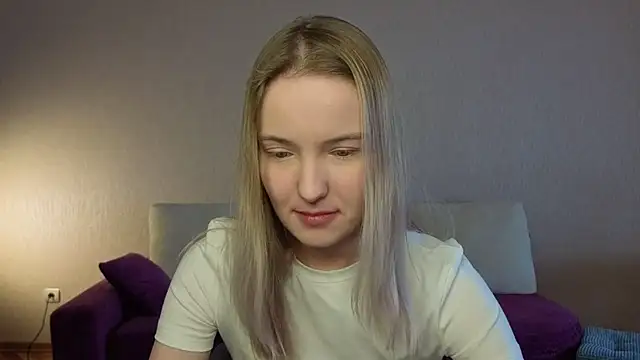 Snapshot of HongTomczak chatting on 1, 5, 2026 HongTomczak online show from 1, 5, 2026