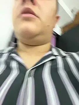 Snapshot of IanGilbert chatting on 8, 1, 2026 IanGilbert online show from 8, 1, 2026