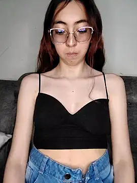 AnnieSparkle online show from 30, 9, 2025