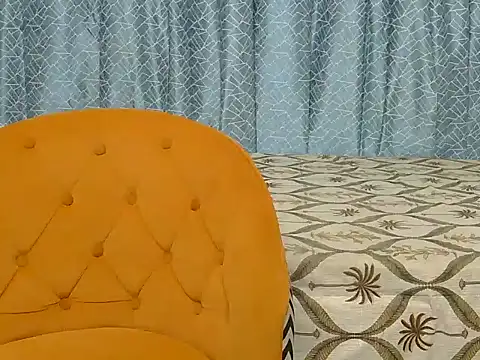 Snapshot of Its-ishikaa chatting on 12, 10, 2025 Its-ishikaa online show from 12, 10, 2025