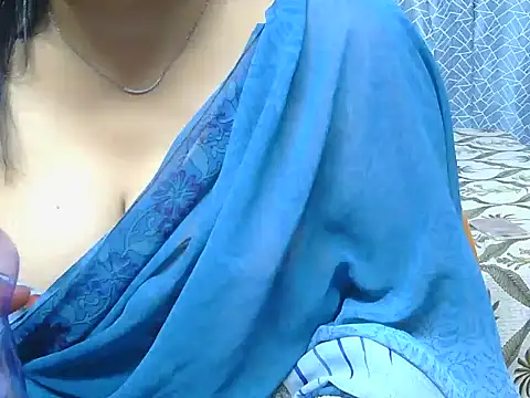 Snapshot of Its-ishikaa chatting on 19, 10, 2025 Its-ishikaa online show from 19, 10, 2025