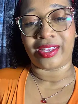 Snapshot of Yera_brown69 chatting on 6, 10, 2025 Yera brown69 online show from 6, 10, 2025