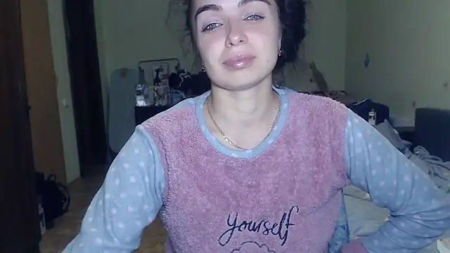Snapshot of Melanie_Lee chatting on 12, 12, 2024 Melanie Lee online show from 12, 12, 2024