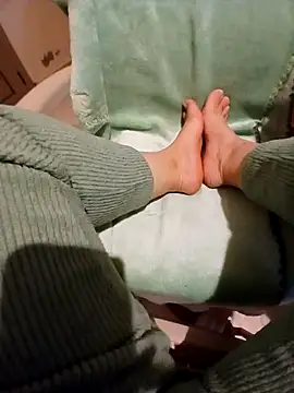 Snapshot of sexy_love997 chatting on 19, 11, 2025 sexy love997 online show from 19, 11, 2025