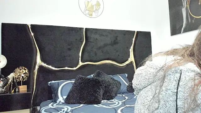 Snapshot of RebekaRose chatting on 1, 11, 2025 RebekaRose online show from 1, 11, 2025