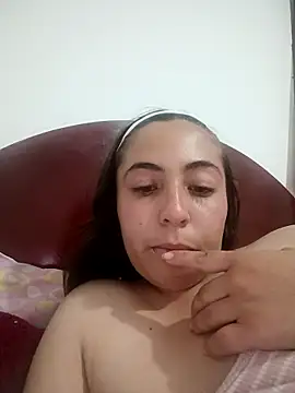 Snapshot of AlessandraPazzi chatting on 6, 5, 2026 AlessandraPazzi online show from 6, 5, 2026