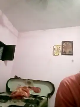 Hot tin74 online show from 26, 9, 2025